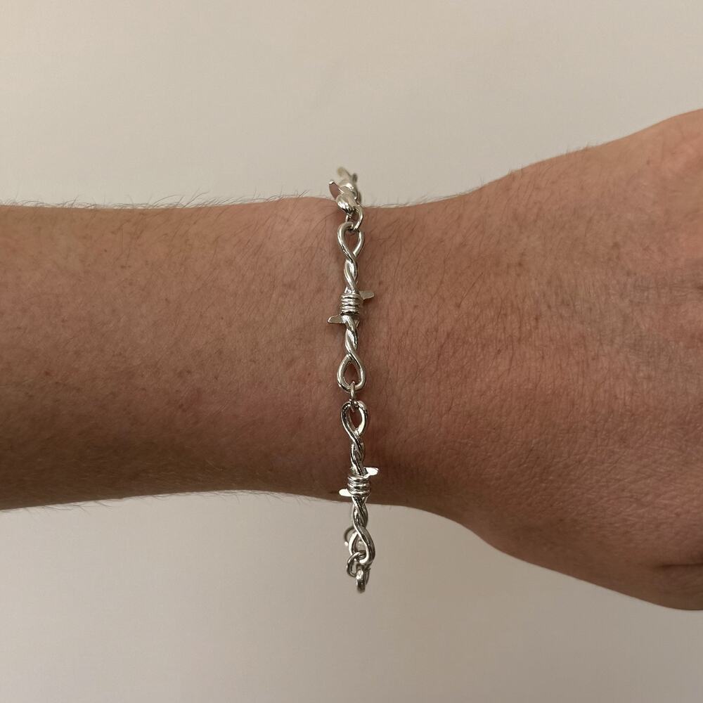 Vintage barbed wire stainless steel bracelet